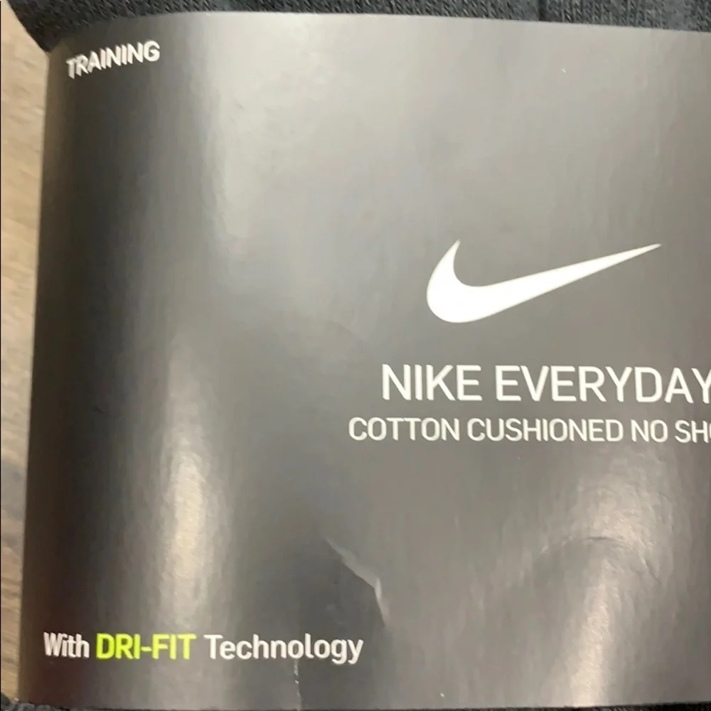 Nike pairs socks